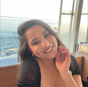 Meet your Posher, Sonali